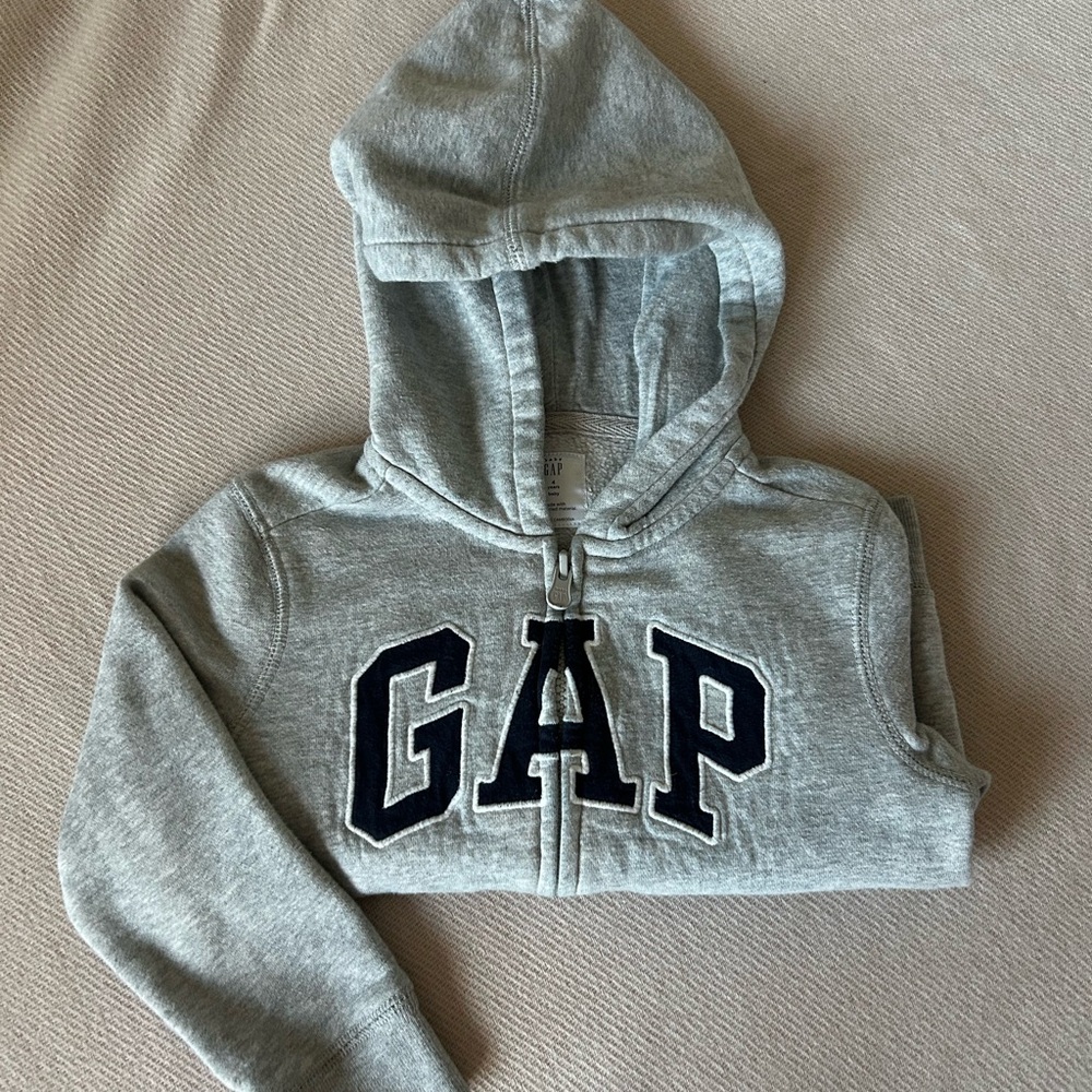 GAP Heather Gray Logo Hoodie | Fall Boys | Fall Girls